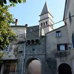 Nadia's House Σπίτι διακοπών Pićan