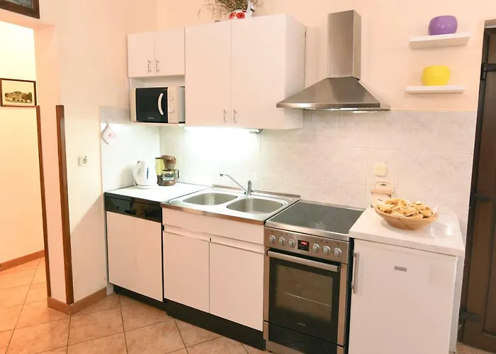 Nadia's House *